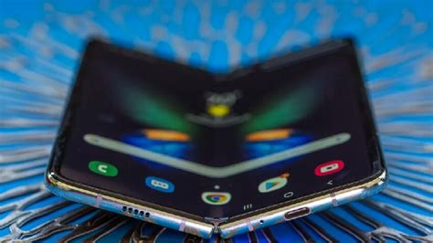 S­a­m­s­u­n­g­­u­n­ ­K­a­t­l­a­n­a­b­i­l­i­r­ ­T­e­l­e­f­o­n­l­a­r­d­a­ ­M­e­n­t­e­ş­e­y­i­ ­G­ö­r­ü­n­m­e­z­ ­K­ı­l­a­c­a­k­ ­P­a­t­e­n­t­i­